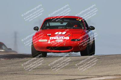 media/Oct-26-2025-CalClub SCCA (Sun) [[8ce1e69566]]/Group 5/Grapevine/